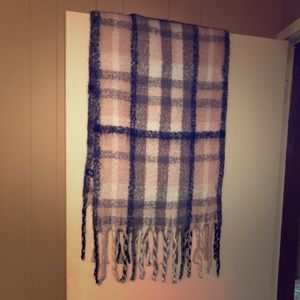 Plaid scarf